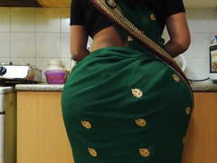 Indian Bhabhi's HUGE ass